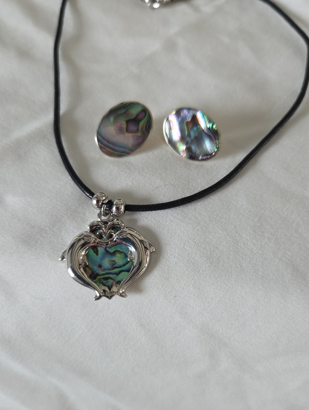 Abalone Heart Pendant Necklace and Stud Earrings Set - Iridescent Green